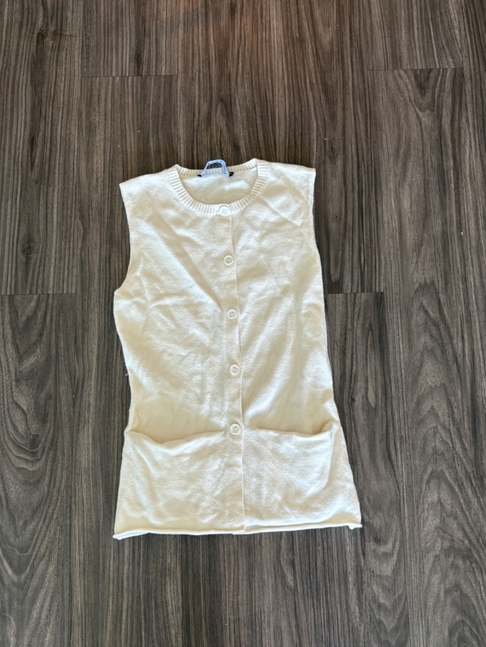 Revolve x LIONESS KOURT VEST Sleevless Button Down Lightweight Knit Cream XS - Picture 7 of 14